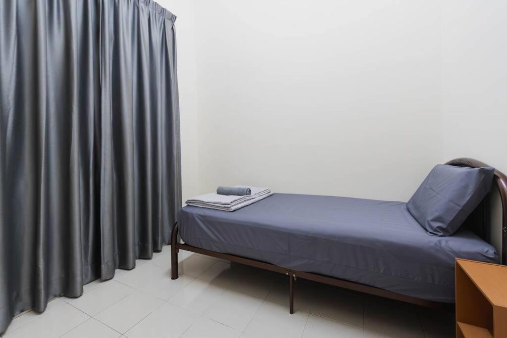 Holiday home Comfy 4br Terrace House With Netflix And Games *