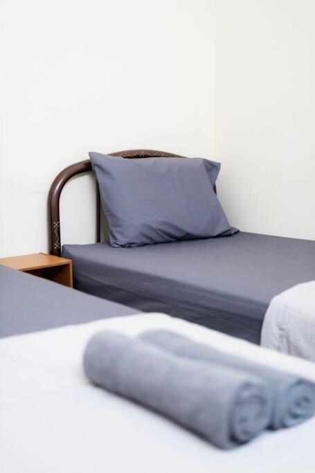 Comfy 4br Terrace House With Netflix And Games *