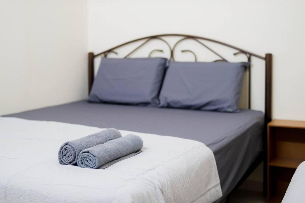 Comfy 4br Terrace House With Netflix And Games Holiday home *